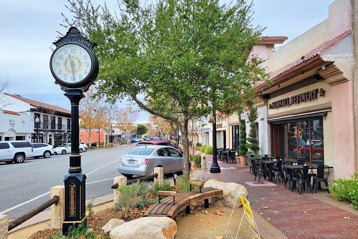 The Santa Clarita clock and shops along Main Street in Old Town Newhall, California
